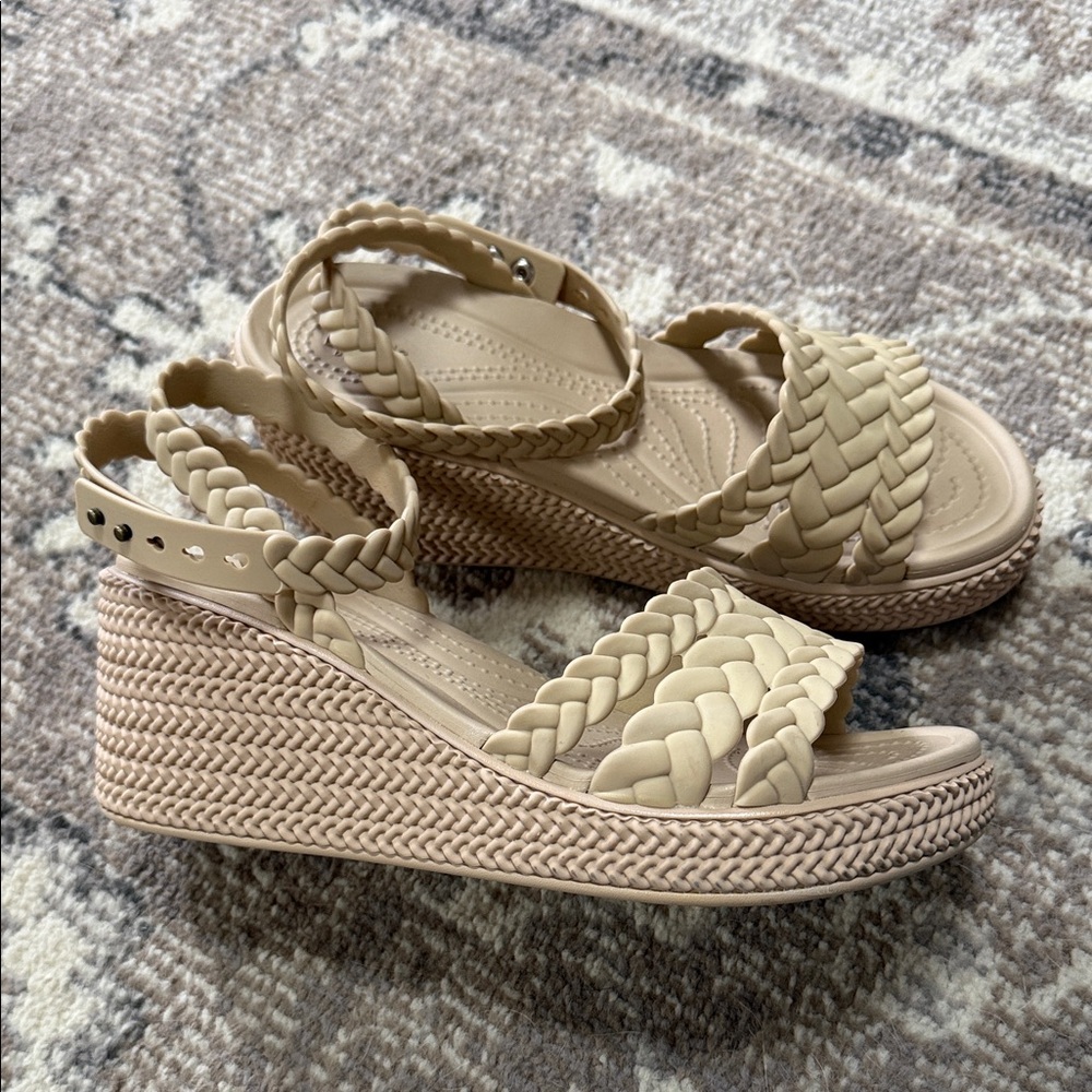 CROCS Braided Platform Wedge Sandals in Beige